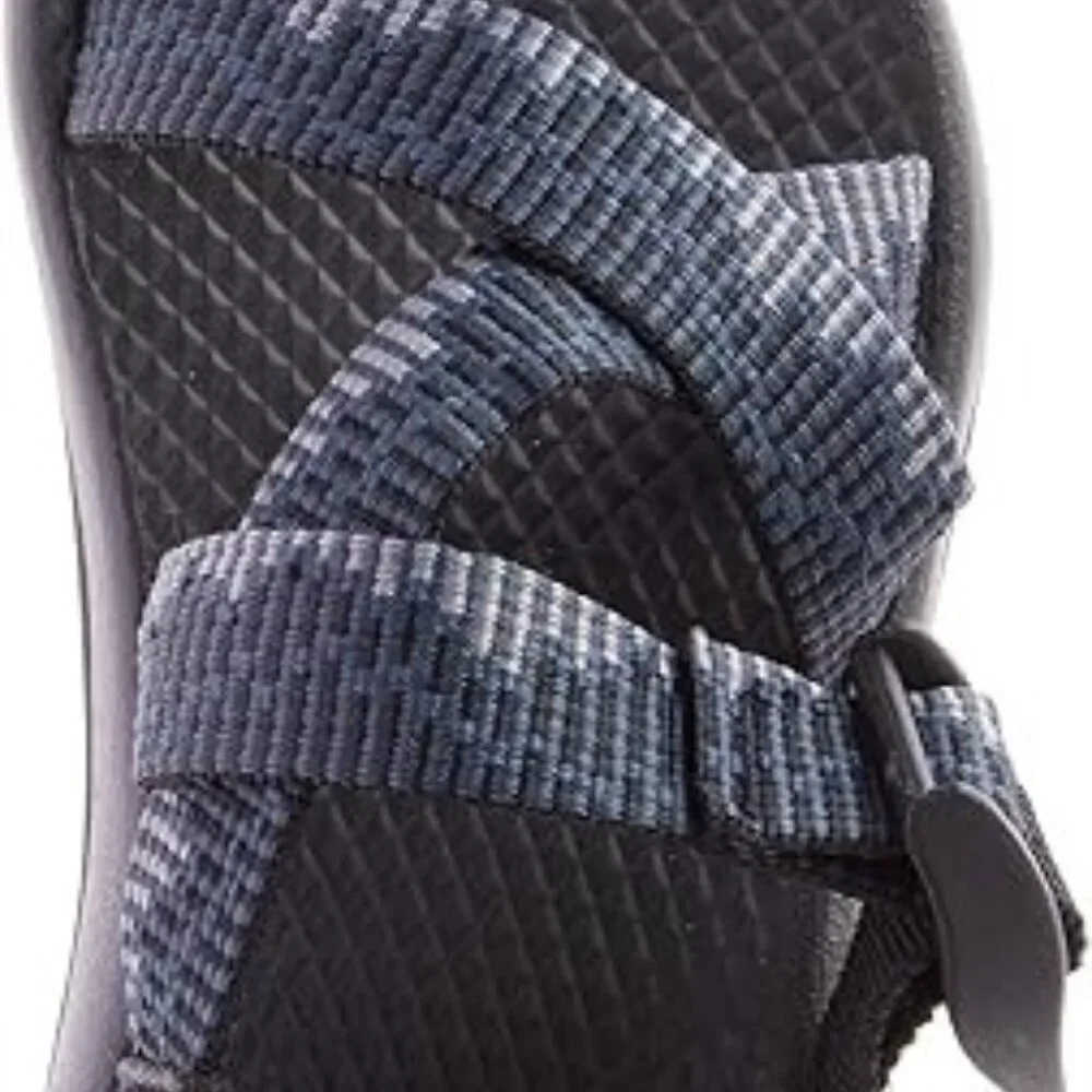 Chaco Unisex-Child Z1 Ecotread Sandal Size 12 Barely worn EEUC!!  NAVY
